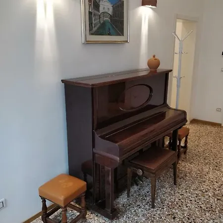 Ferienwohnung Residenza Pomponi Deluxe Venedig Exterior foto